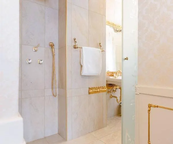 Casa de hóspedes B&boutique 4*